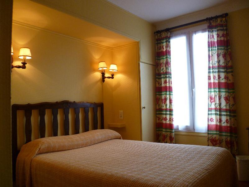 Hotel Pb - Paris-Barcelone Περπινιάν Εξωτερικό φωτογραφία