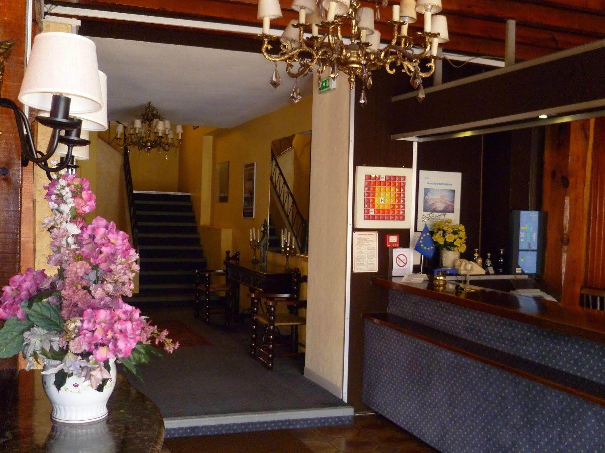 Hotel Pb - Paris-Barcelone Περπινιάν Εξωτερικό φωτογραφία