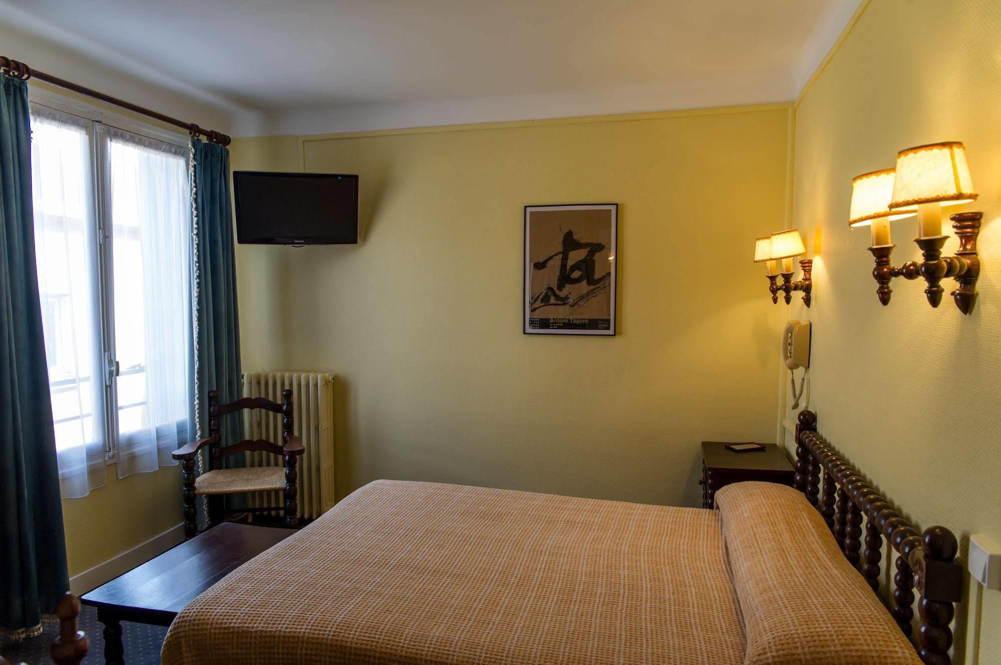 Hotel Pb - Paris-Barcelone Περπινιάν Εξωτερικό φωτογραφία