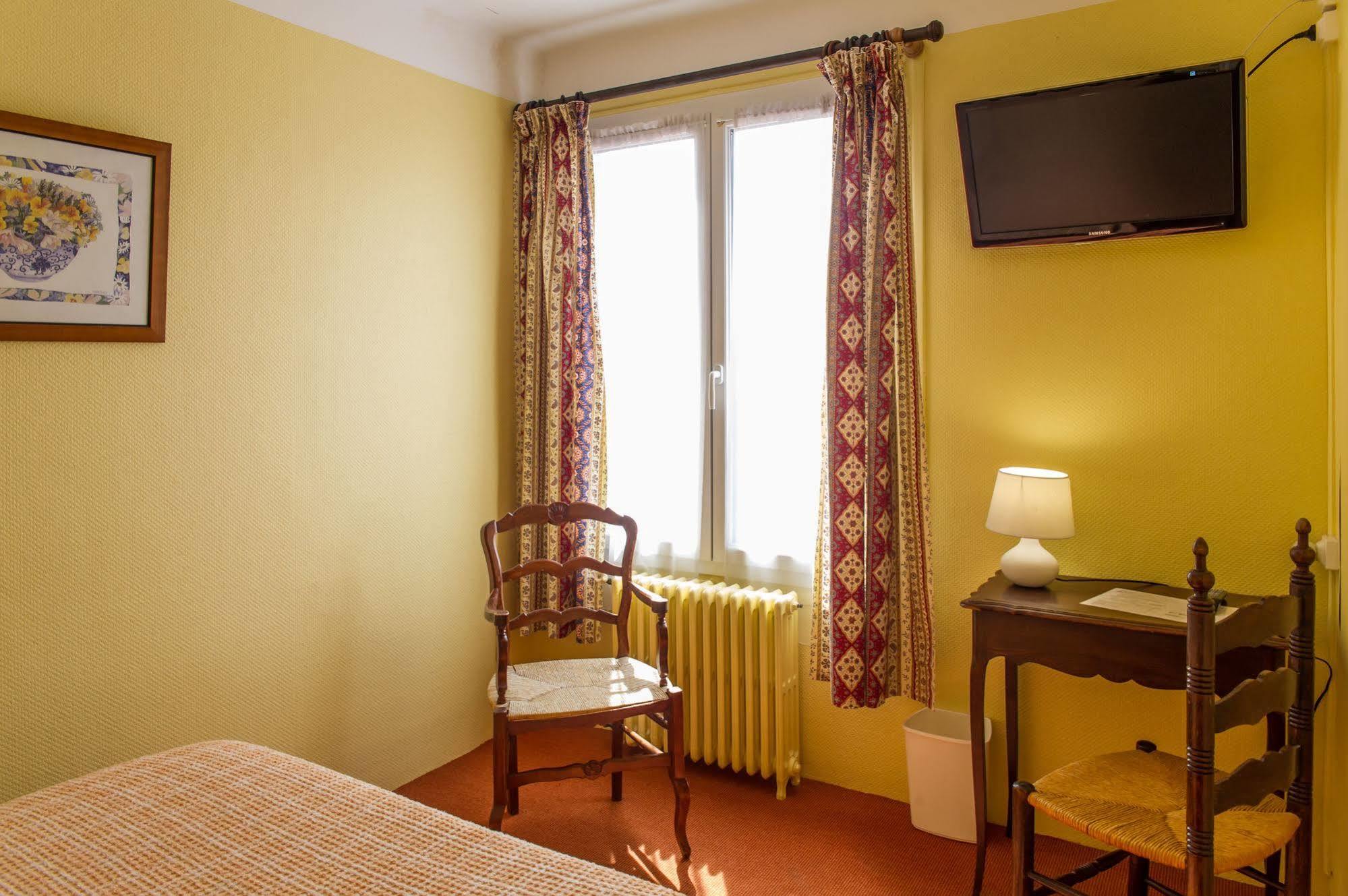 Hotel Pb - Paris-Barcelone Περπινιάν Εξωτερικό φωτογραφία