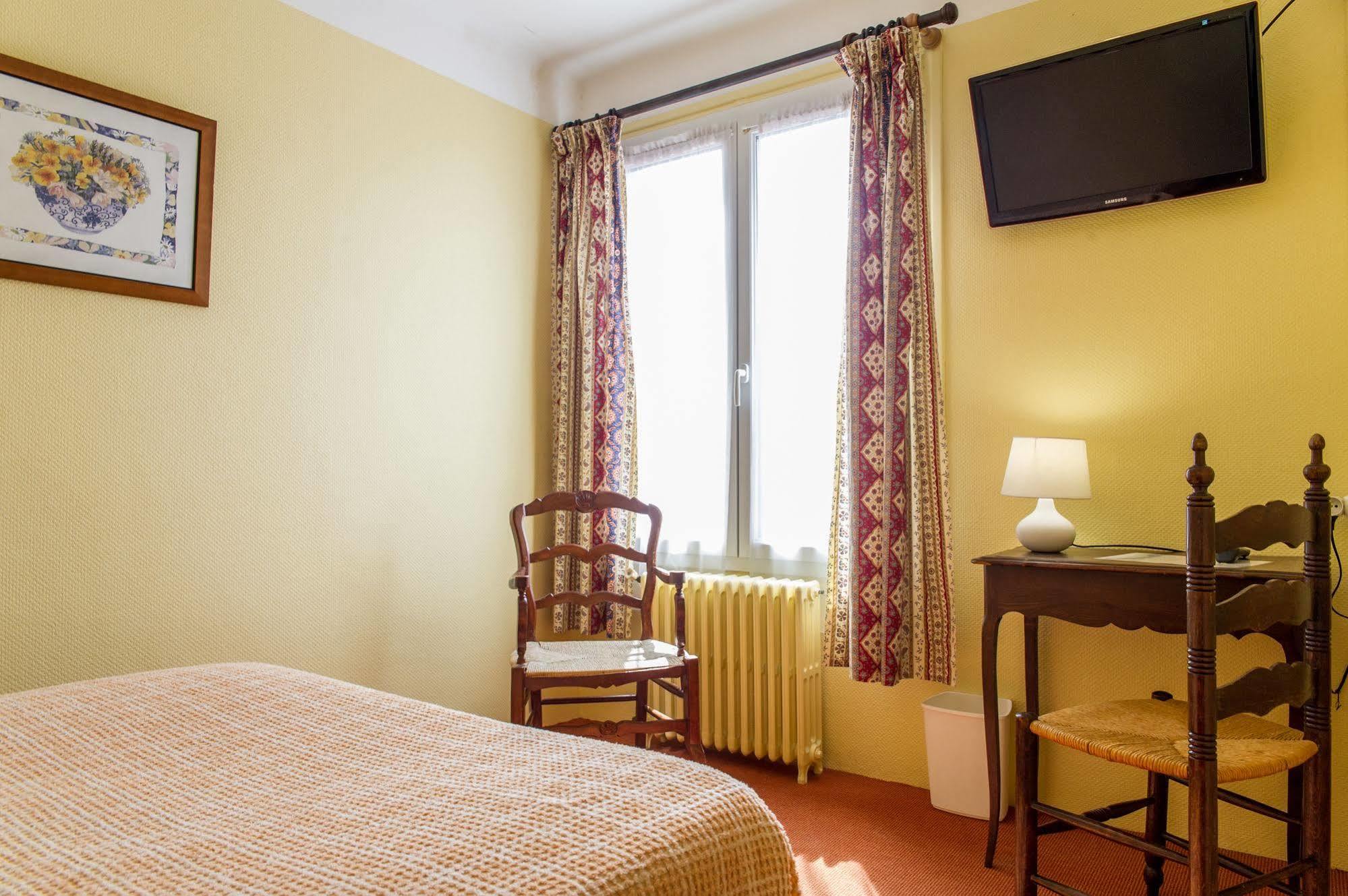 Hotel Pb - Paris-Barcelone Περπινιάν Εξωτερικό φωτογραφία
