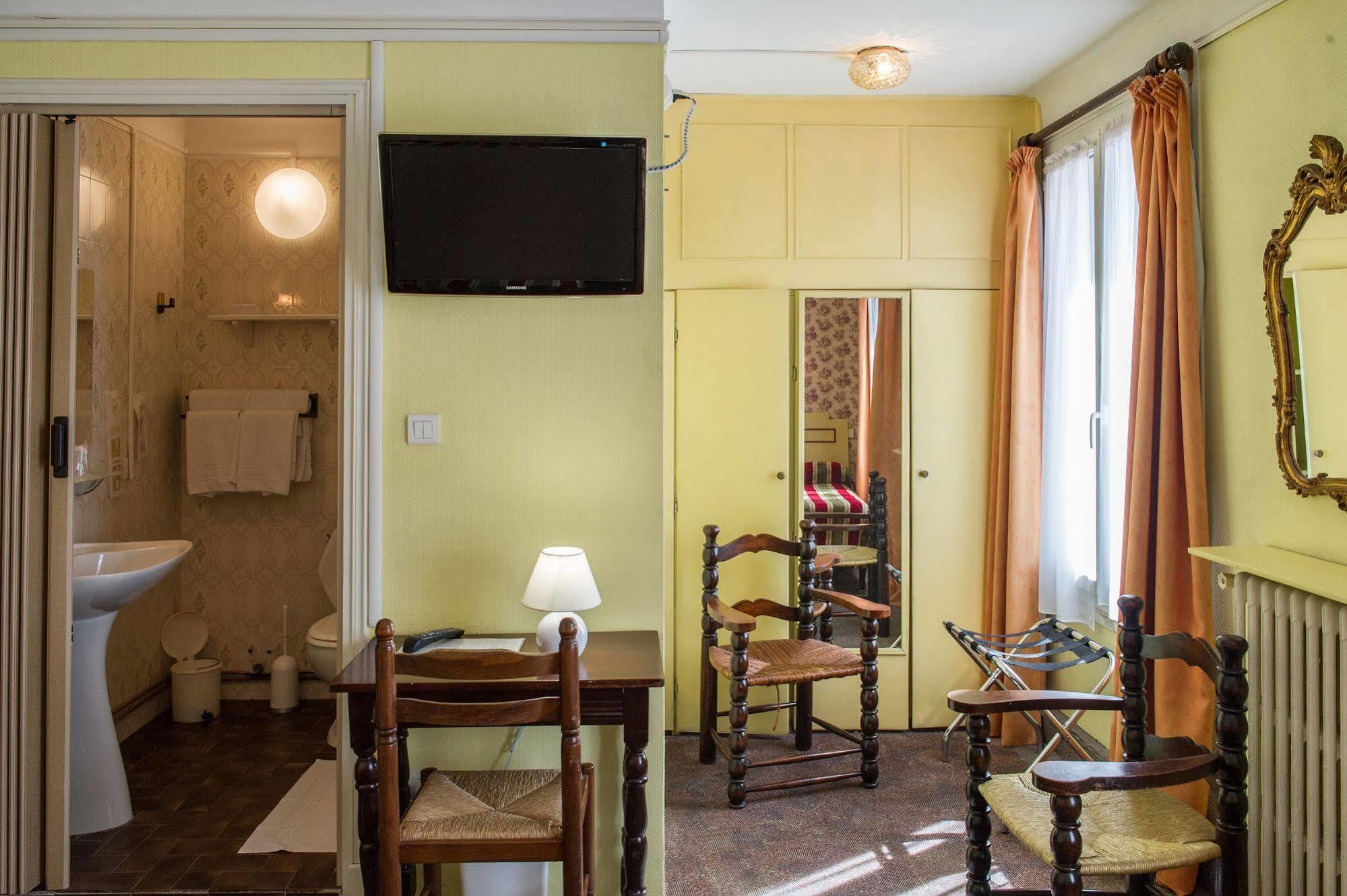 Hotel Pb - Paris-Barcelone Περπινιάν Εξωτερικό φωτογραφία